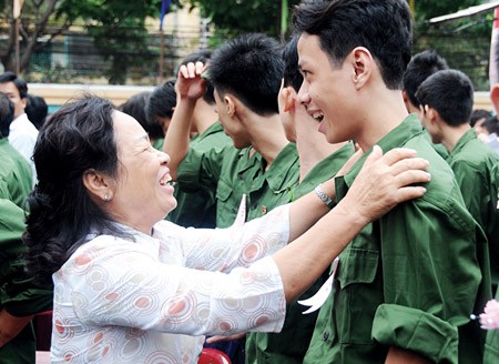 Nếu kh&ocirc;ng v&agrave;o qu&acirc;n đội nhưng học đại học, cao đẳng để trở th&agrave;nh kỹ sư, cử nh&acirc;n...c&ocirc;ng d&acirc;n Việt Nam vẫn đ&oacute;ng g&oacute;p thiết thực cho Đăng Ký 13Winvn Com Chính Thức?