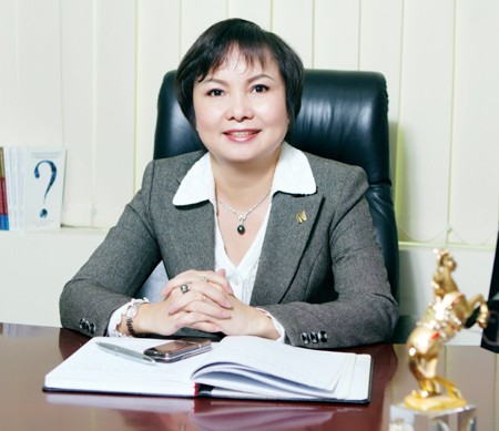 Nữ doanh nh&acirc;n Cao Thị Ngọc Dung - Chủ tịch HĐQT V&agrave;ng bạc đ&aacute; qu&yacute; Ph&uacute; Nhuận.