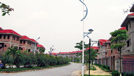Sao H&agrave; Nội kh&ocirc;ng bớt một phần đất x&acirc;y biệt thự, để quy hoạch x&acirc;y bệnh viện cho c&aacute;c ch&aacute;u nhỏ. Ảnh: SGTT