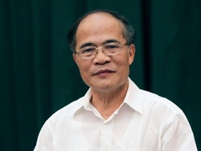 Chủ tịch Quốc Hội Nguyễn Sinh H&ugrave;ng