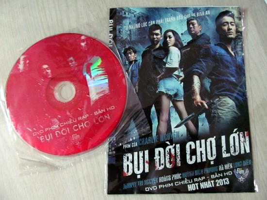 Địa lậu b&agrave;n tr&agrave;n lan