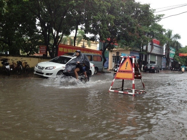 Đường phố th&agrave;nh s&ocirc;ng. Ảnh: Nguyễn T&uacute;
