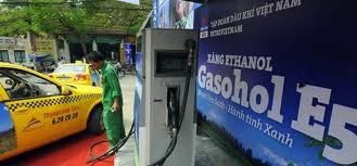 Xăng sinh học vẫn gặp nhiều kh&oacute; khăn khi ra thị trường. Ảnh minh họa