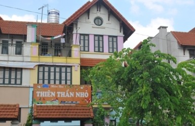 "Trường" mầm non Thi&ecirc;n Thần Nhỏ nơi xảy ra sự việc đau l&ograve;ng