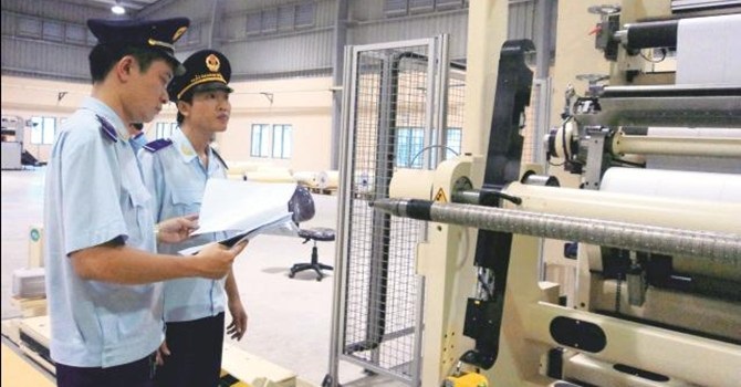 kh&oacute; thực hiện việc siết chặt nhập khẩu m&aacute;y m&oacute;c thiết bị cũ