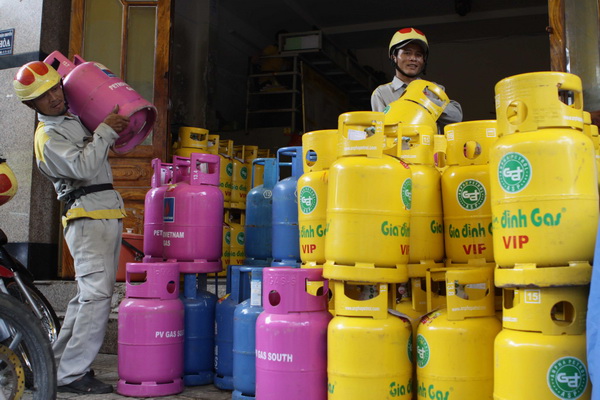 Gi&aacute; gas th&aacute;ng 01/2014 giảm mạnh