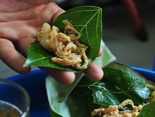 Nem Ph&ugrave;ng l&agrave; m&oacute;n ăn được nhiều thực kh&aacute;ch lựa chọn, tuy nhi&ecirc;n rất &iacute;t ngườu biết r&otilde; nguồn gốc cũng như chất lượng của loại nem n&agrave;y