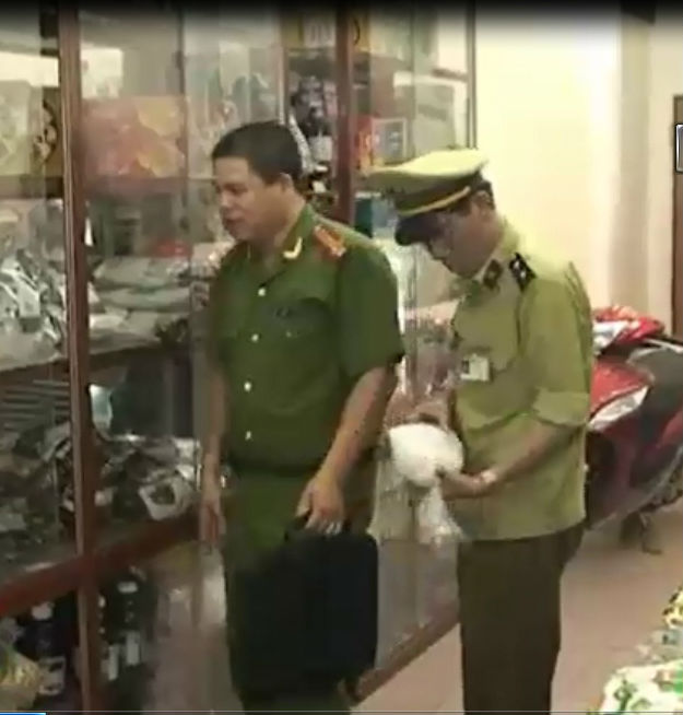 Sữa bột c&acirc;n: Vừa d&ugrave;ng vừa lo