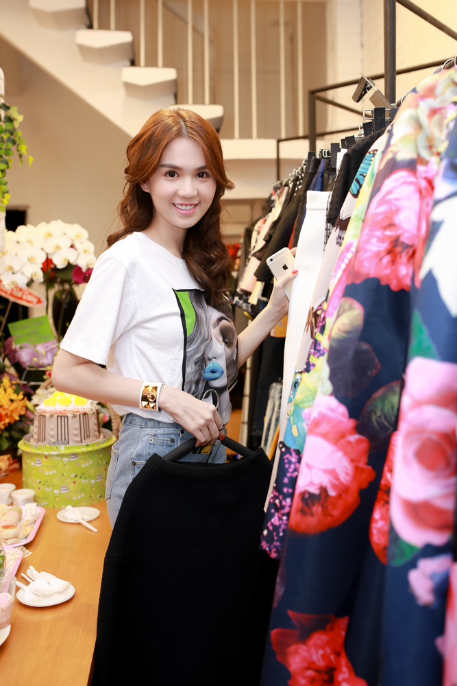 Đến mừng 