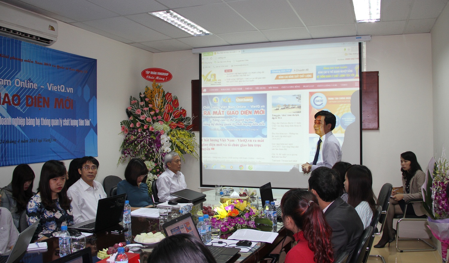 giao lưu trực tuyến