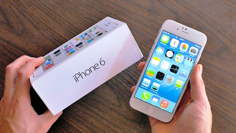 iPhone 6 l&agrave; sản phẩm c&ocirc;ng nghệ hot nhất thị trường điện thoại thời gian qua