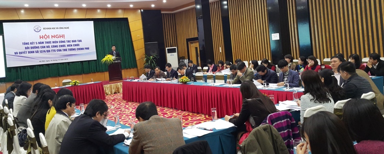80% c&aacute;n bộ c&ocirc;ng chức Bộ KH&CN đạt ti&ecirc;u chuẩn quy định