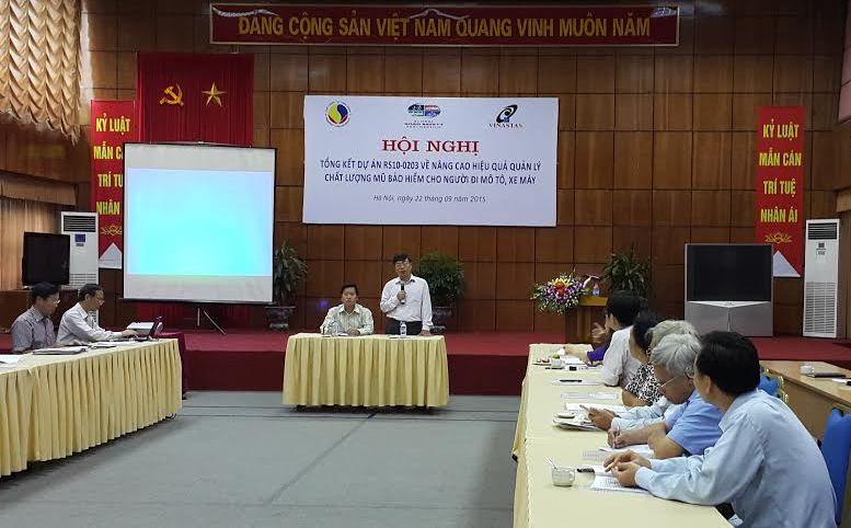 Quản l&yacute; chất lượng mũ bảo hiểm cần song h&agrave;nh với n&acirc;ng cao nhận thức