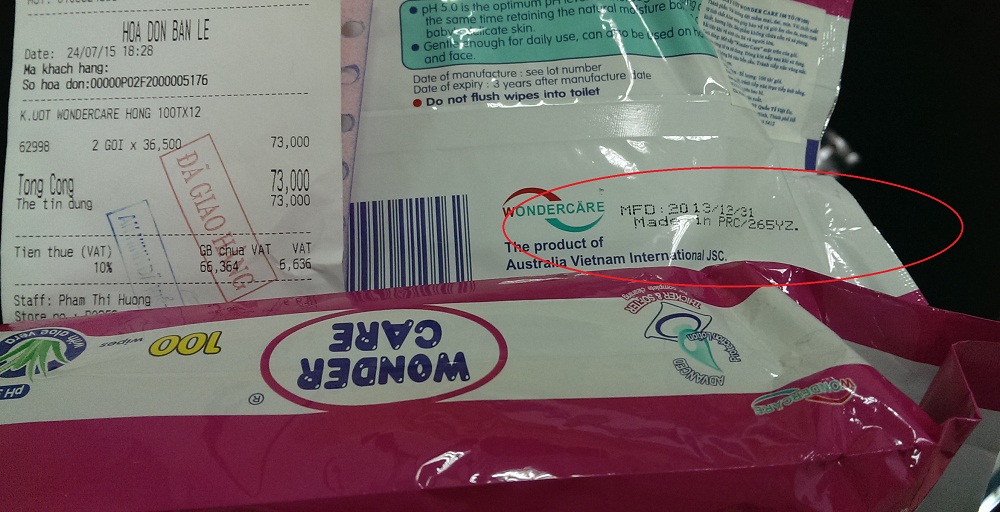 khăn ướt Babicare (Babycare), Teencare, Wondercare, Wecare v&agrave; tr&ecirc;n bao b&igrave; c&aacute;c sản phẩm n&agrave;y đều c&oacute; d&ograve;ng chữ d&ograve;ng chữ &ldquo;Made in PRC&rdquo; nghĩa l&agrave; sản phẩm xuất xứ từ Trung Quốc