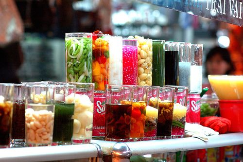 Ch&egrave; nhiều m&agrave;u sắc: N&ecirc;n thận trọng!