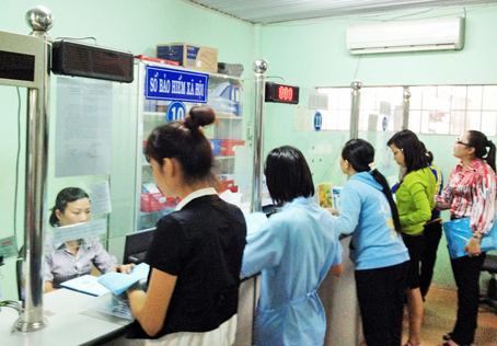 Lao động l&agrave;m việc 1 th&aacute;ng cũng phải đ&oacute;ng Bảo hiểm x&atilde; hội