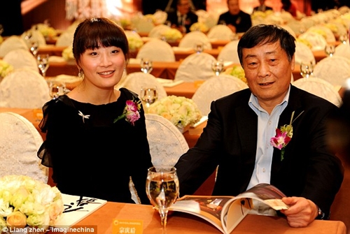 kelly zhong va cha
