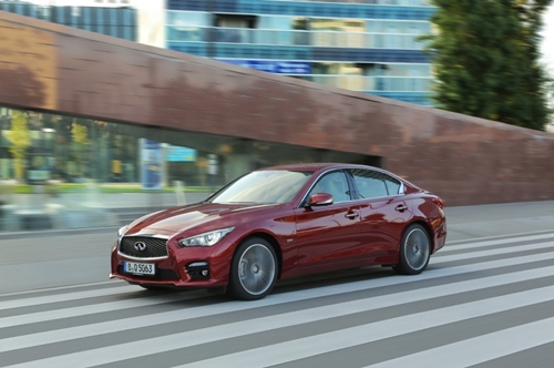 131024_05_infiniti