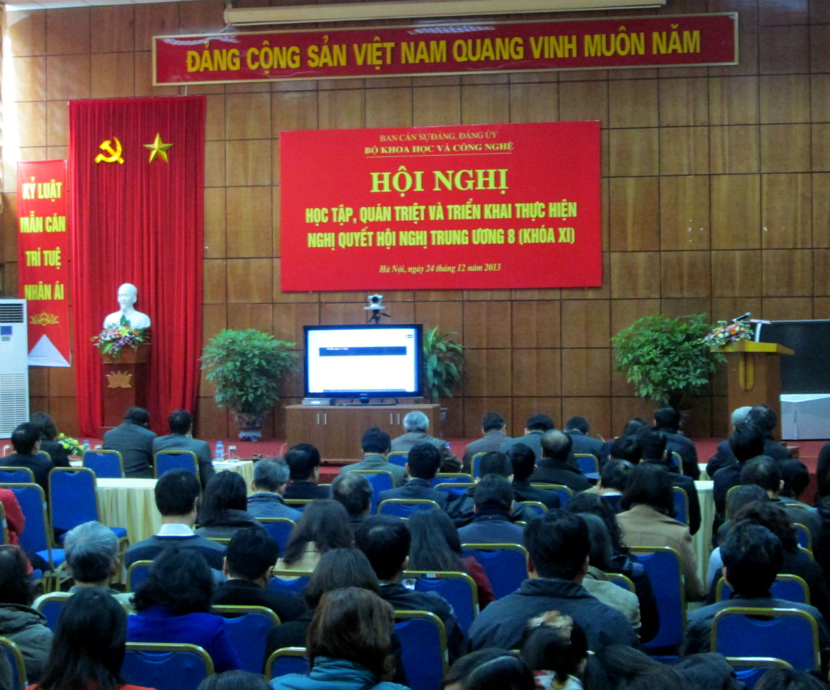 Hội nghị trực tuyến triển khai nghị quyết trung ương 8