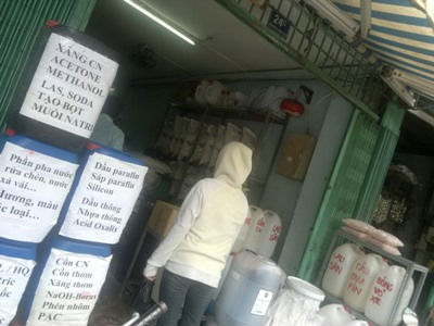Mua b&aacute;n acid tr&agrave;n lan