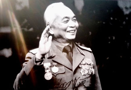 Dai tuong Vo Nguyen Giap - Dien bien phu