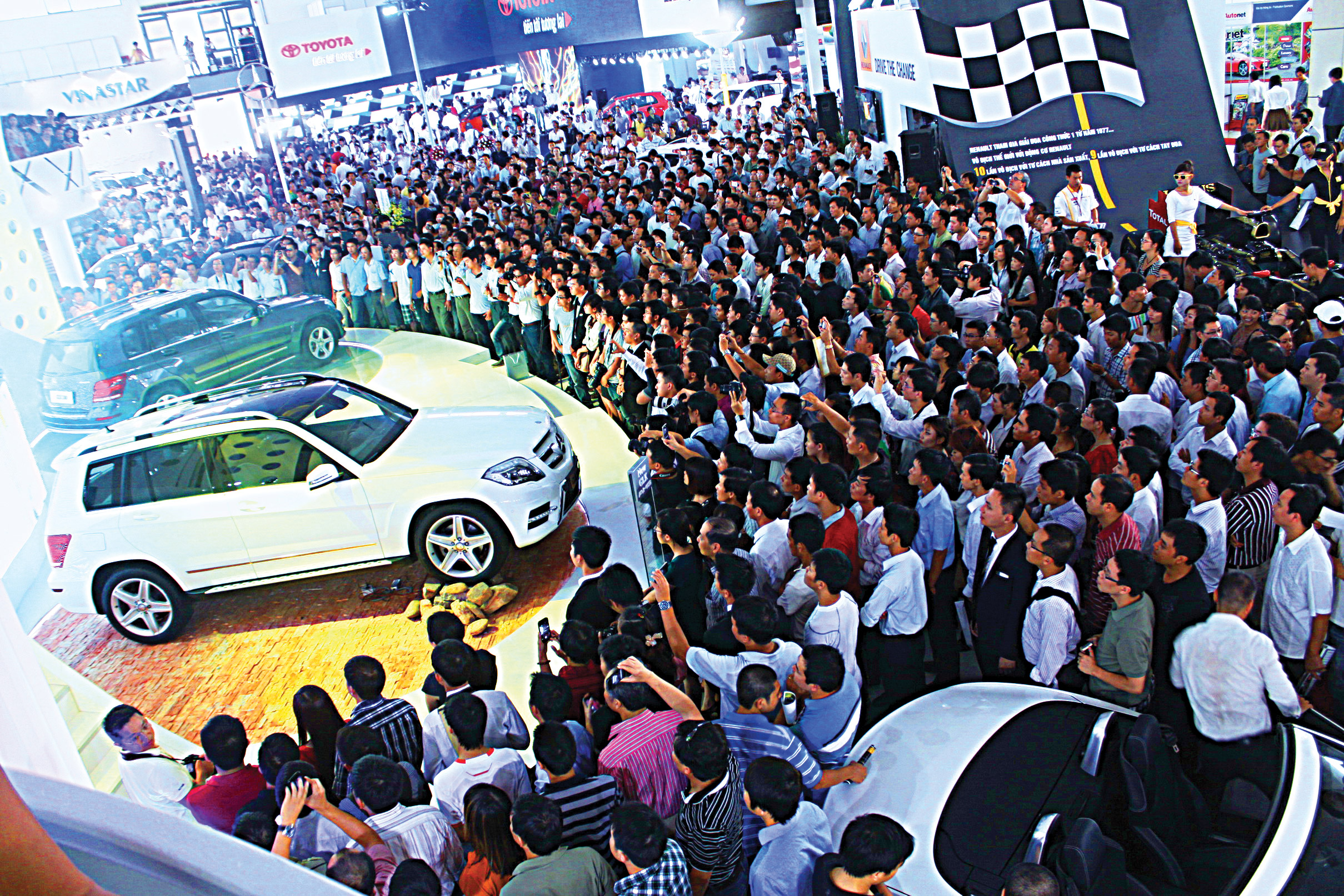 Thị trường &ocirc; t&ocirc; VN năm 2014