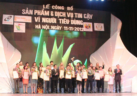 Khảo s&aacute;t sản phẩm, dịch vụ người 13Win18 đa dạng khuyến mãi tin cậy