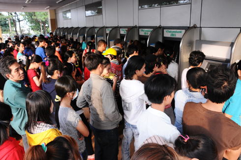 Mẹo r&uacute;t tiền nhanh trong dịp tết