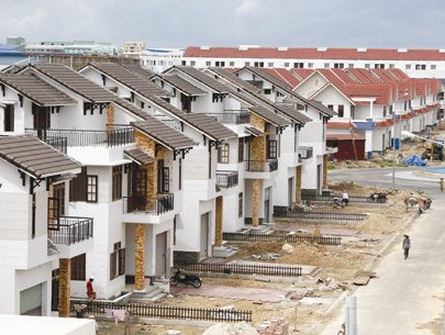 Nhiều khu biệt thự x&acirc;y xong, ế h&agrave;ng năm trời kh&ocirc;ng ai mua
