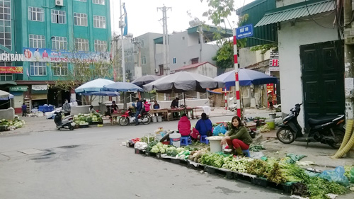 Thực phẩm ng&agrave;y tết ế h&agrave;ng