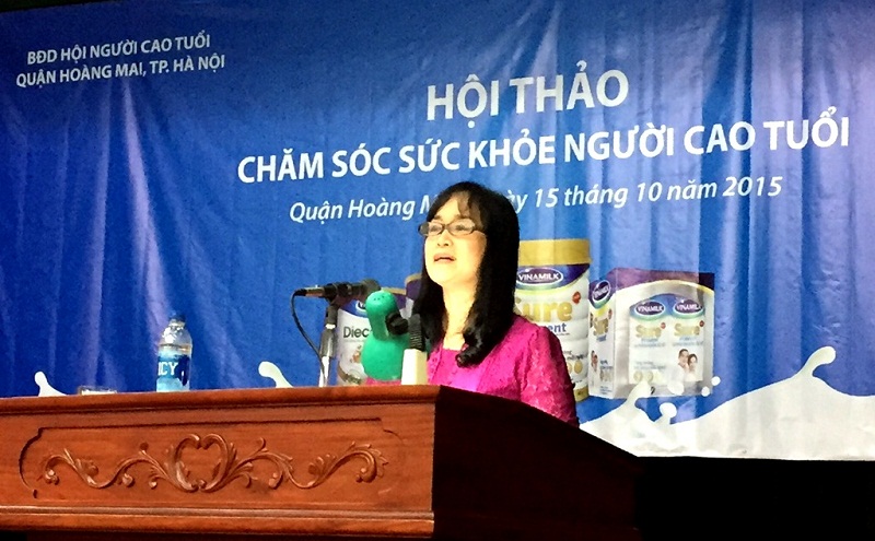 B&agrave; Nguyễn Minh T&acirc;m &ndash; Gi&aacute;m Đốc chi nh&aacute;nh H&agrave; Nội, Vinamilk giới thiệu c&aacute;c hoạt động của c&ocirc;ng ty với người 13Win18 đa dạng khuyến mãi tại H&agrave; Nội
