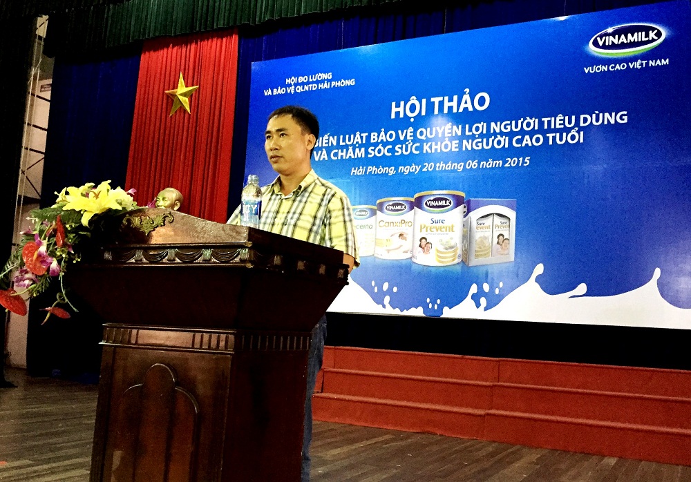 &Ocirc;ng Trần Đức Long &ndash;Trưởng B&aacute;n h&agrave;ng v&ugrave;ng Vinamilk chia sẻ với người 13Win18 đa dạng khuyến mãi những th&ocirc;ng tin về c&ocirc;ng ty