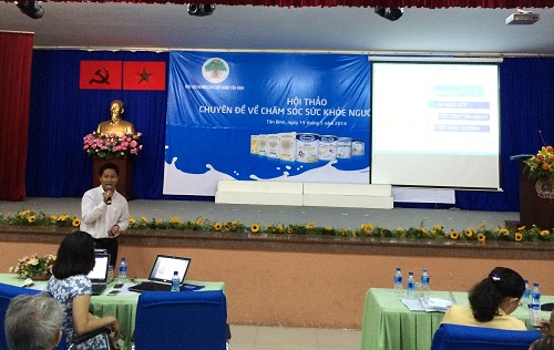 &Ocirc;ng Ng&ocirc; Văn Lực &ndash; Trưởng ban T&aacute;c nghiệp Marketing ng&agrave;nh h&agrave;ng sữa bột (Vinamilk) chia sẻ những th&ocirc;ng tin hữu &iacute;ch của c&aacute;c sản phẩm dinh dưỡng d&agrave;nh cho người cao tuổi 