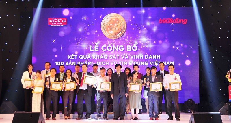 Đại diện Vinamilk v&agrave; c&aacute;c Link Đăng Nhập Nhà cái 13Win16.Com tại lễ c&ocirc;ng bố kết quả 