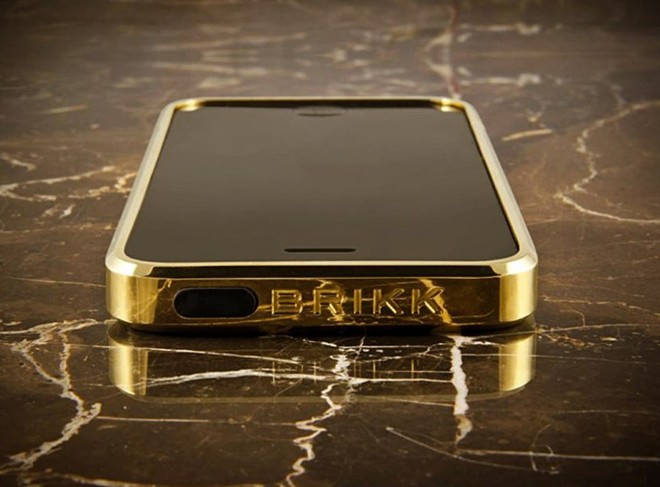 Những chiếc vỏ iphone đắt gi&aacute; nhất thế giới đều được chế tạo thủ c&ocirc;ng từ những chất liệu qu&yacute; gi&aacute;