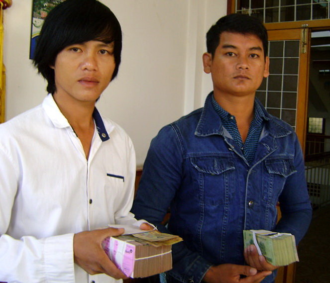Bị can trong vụ &aacute;n oan S&oacute;c Trăng đồng loạt tố bị d&ugrave;ng nhục h&igrave;nh