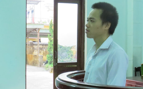 Xét xử vụ án đ&acirc;m 'vùng kín' 8 thi&ecirc;́u nữ Hu&ecirc;́ g&acirc;y hoang mang dư lu&acirc;̣n
