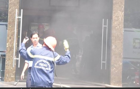 Vụ ch&aacute;y mới nhất ở Hồ Ch&iacute; Minh xảy ra v&agrave;o thời điểm 12h trưa, l&uacute;c n&agrave;y trong t&ograve;a nh&agrave; c&oacute; rất đ&ocirc;ng người