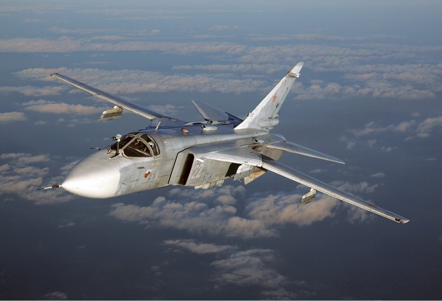 Su-24 (NATO đặt tên là Fencer - kiếm sĩ) là máy bay cường kích phản lực siêu âm thế hệ thứ 3 của Liên Xô được phát triển giữa những năm 1970-1980. Su-24 (NATO đặt tên là Fencer - kiếm sĩ) là máy bay cường kích phản lực siêu âm thế hệ thứ 3 của Liên Xô được phát triển giữa những năm 1970-1980.