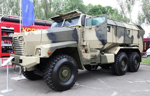 Ural Typhoon U l&agrave; loại xe bọc th&eacute;p chống m&igrave;n uy lực lớn