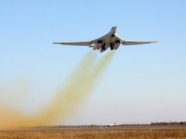 Tu-160 c&oacute; nhiều t&iacute;nh năng nổi trội so với c&aacute;c d&ograve;ng vũ kh&iacute; qu&acirc;n sự c&ugrave;ng loại