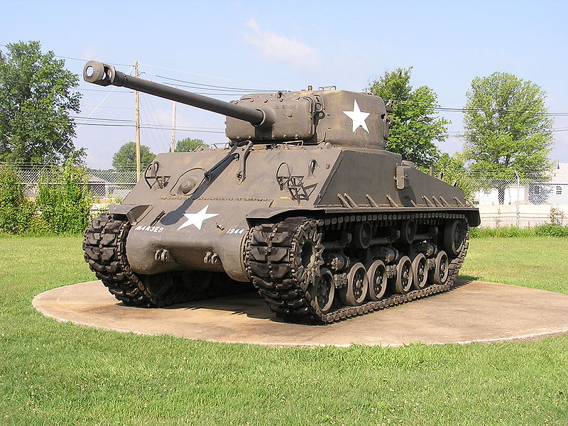 Vũ kh&iacute; qu&acirc;n sự xe tăng Sherman M4 l&agrave; niềm tự h&agrave;o của qu&acirc;n đội Mỹ trong Thế Chiến thứ II