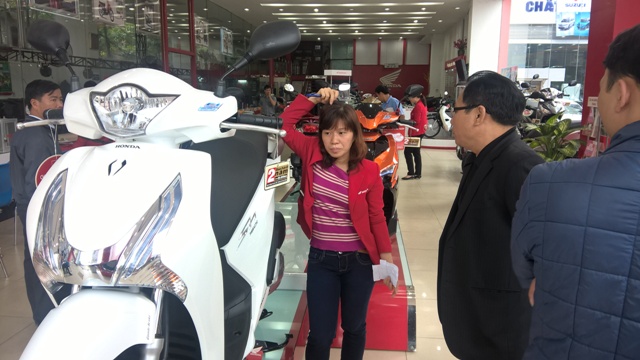 Vụ triệu hồi xe SH: Honda Việt Nam c&oacute; 'đem con bỏ chợ'?Vụ triệu hồi xe SH: Honda Việt Nam c&oacute; 'đem con bỏ chợ'?