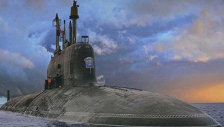 T&agrave;u ngầm hạt nh&acirc;n lớp Yasen mang theo số lượng vũ kh&iacute; qu&acirc;n sự v&agrave; đầu đạn khủng