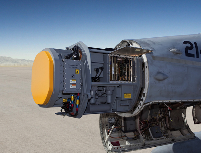 Với n&acirc;ng cấp đ&aacute;ng gi&aacute; về radar, thời gian hoạt động của F/A 18 Hornet với tư c&aacute;ch một dạng vũ kh&iacute; qu&acirc;n sự khủng sẽ được k&eacute;o d&agrave;i