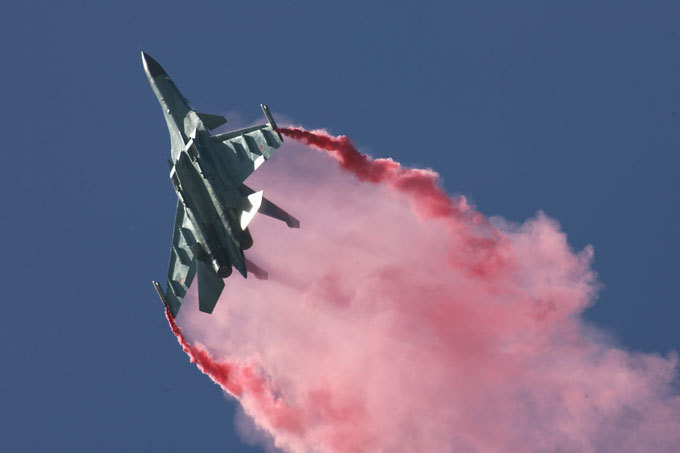 Vũ kh&iacute; qu&acirc;n sự ti&ecirc;m k&iacute;ch Sukhoi Su-35 của Nga