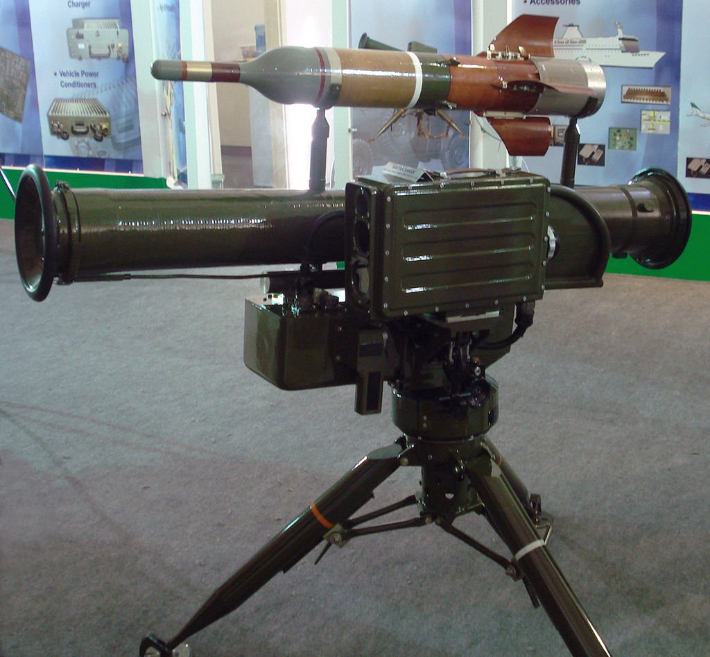 ISIS v&agrave; vũ kh&iacute; si&ecirc;u hạng: T&ecirc;n lửa điều khiển chống tăng tăng HJ-8 (Trung Quốc). Ảnh minh họa