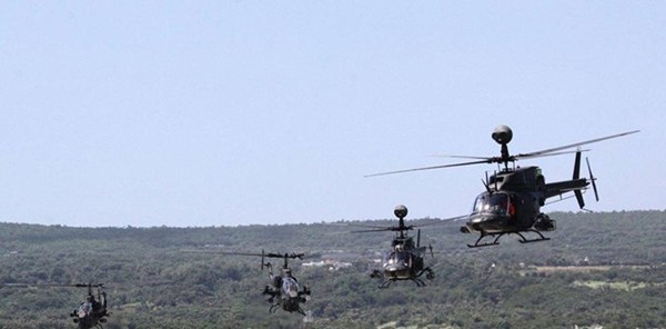 Phi đội trực thăng OH-58 v&agrave; AH-1 của kh&ocirc;ng qu&acirc;n Đ&agrave;i Loan