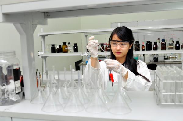 Việc x&aacute;c lập quyền sở hữu đối với c&aacute;c t&agrave;i sản tr&iacute; tuệ của đề t&agrave;i, dự &aacute;n v&agrave; nghi&ecirc;n cứu KHCN phải được thực hiện kịp thời v&agrave; đầy đủ