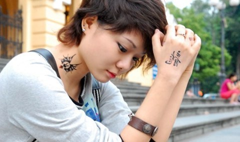 Xăm m&igrave;nh nghệ thuật cũng c&oacute; thể l&agrave; 'con dao hai lưỡi'